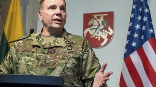 Генерал Бен Ходжис: Трябва да унищожим логистиката и щаба на руснаците, Крим трябва да стане неизползваем