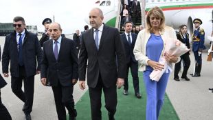 Радев пристигна на посещение в Баку по покана на Илхам Алиев